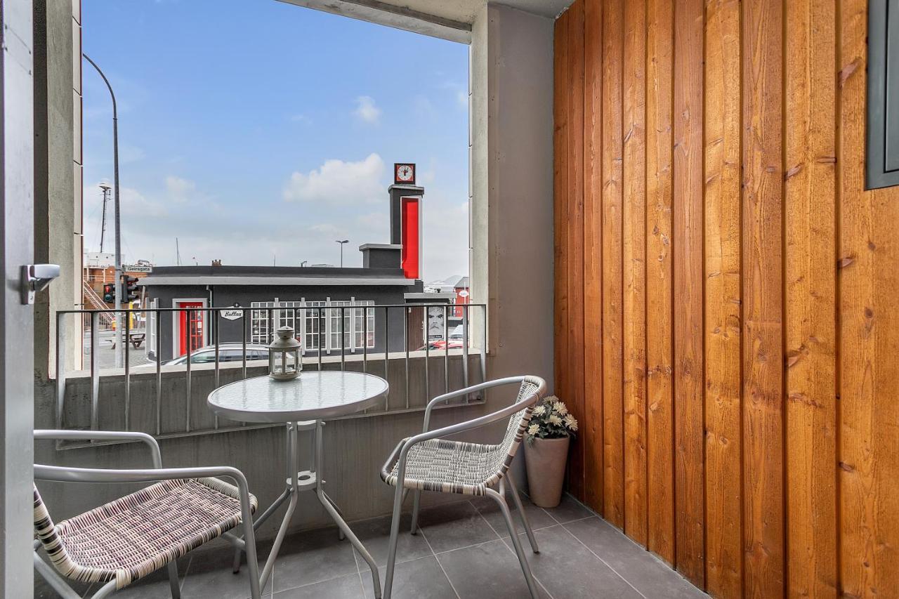 Sunny Apartment - By The Sea In City Center 雷克雅維克 外观 照片